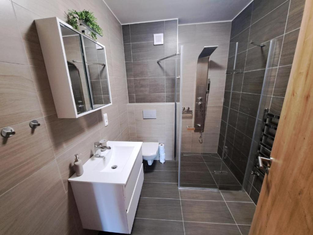 Apartman Amali Deluxe Černá v Pošumaví 外观 照片